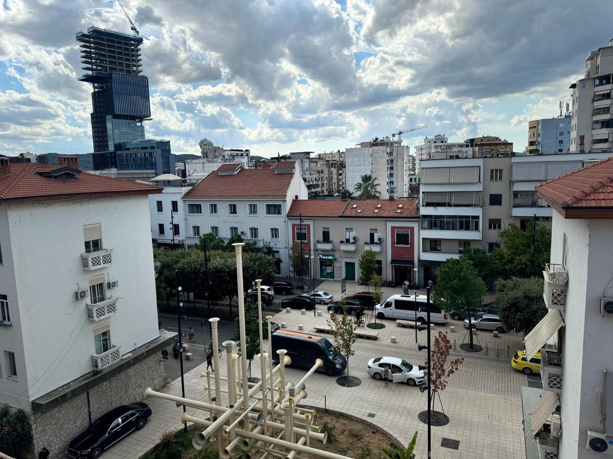 Golden Dublex Tirana Apartment Exterior photo