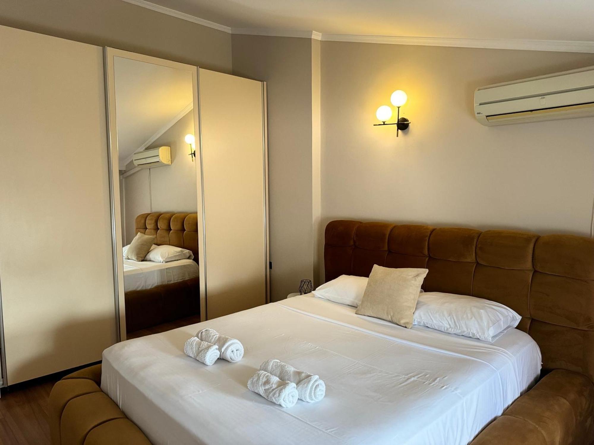 Golden Dublex Tirana Apartment Exterior photo