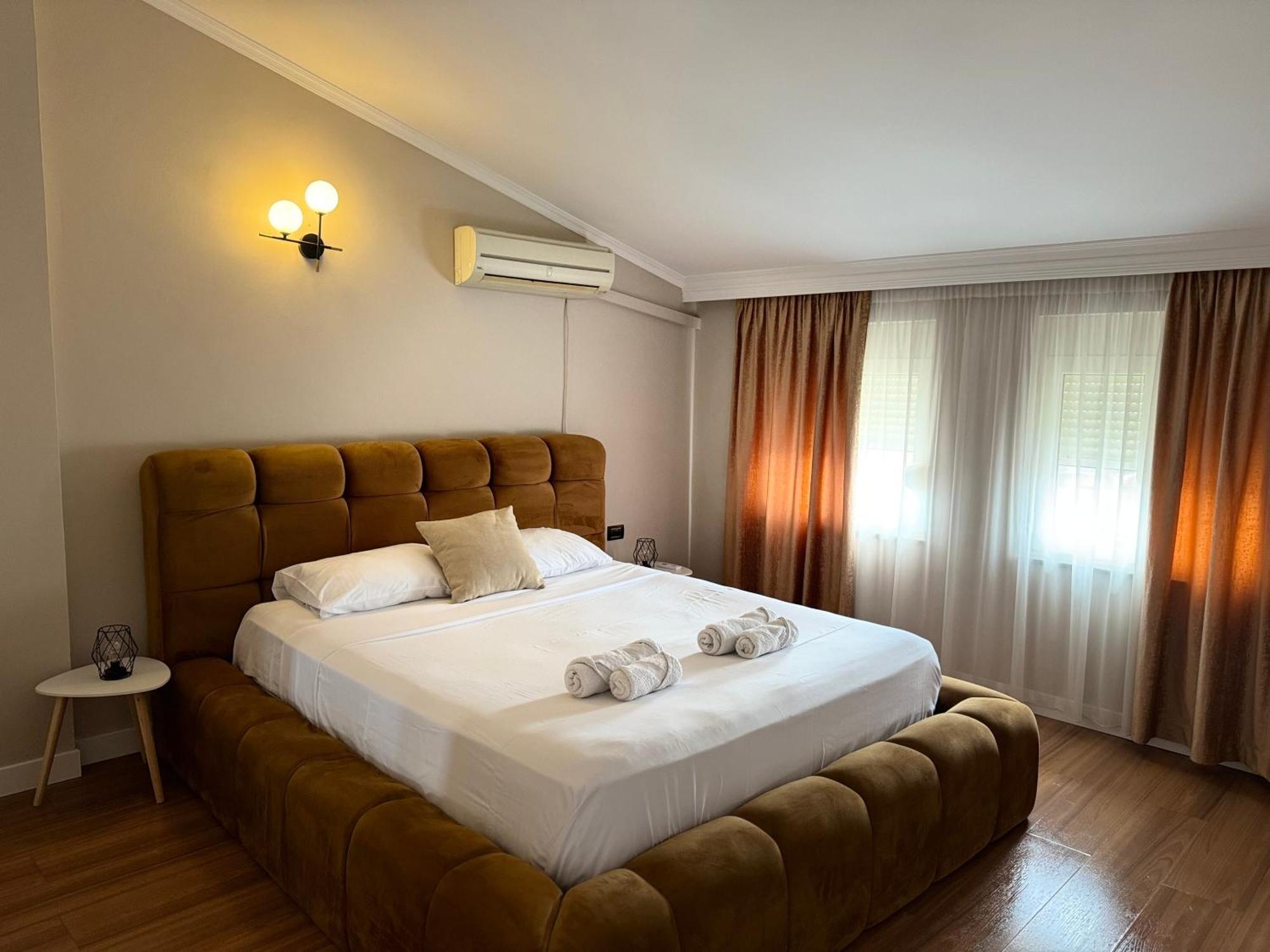 Golden Dublex Tirana Apartment Exterior photo