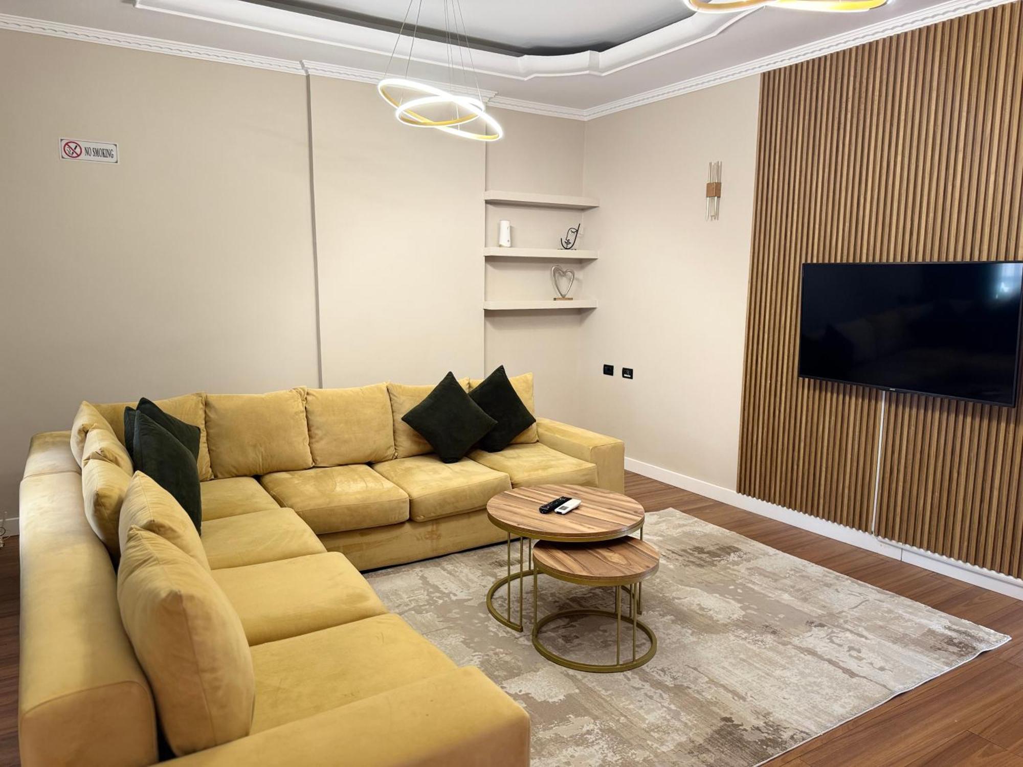 Golden Dublex Tirana Apartment Exterior photo