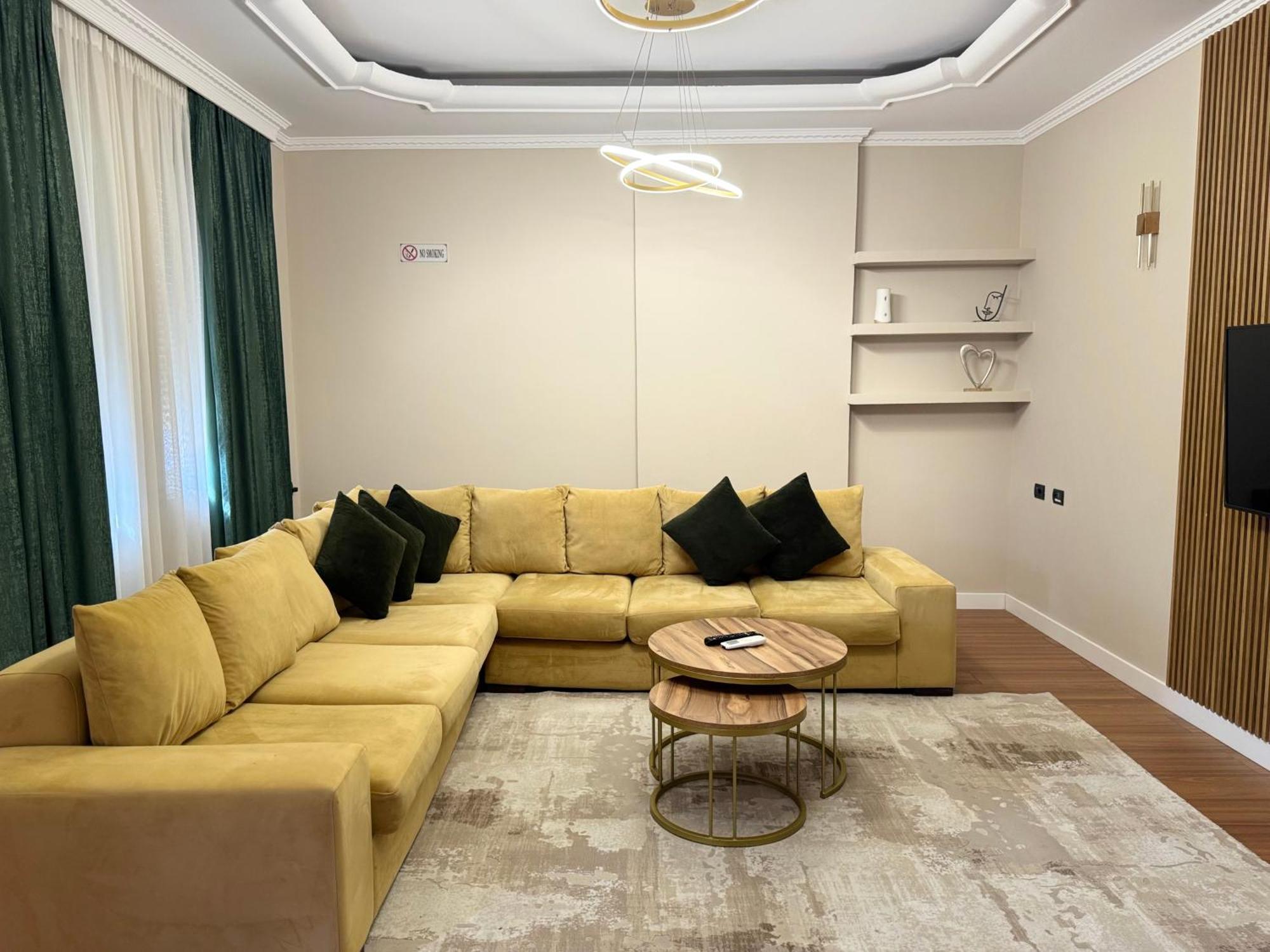 Golden Dublex Tirana Apartment Exterior photo